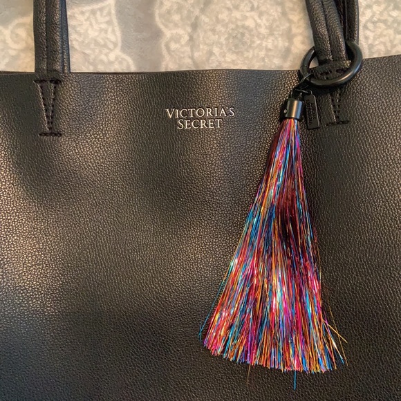 Victoria’s Secret Tote - Picture 2 of 4